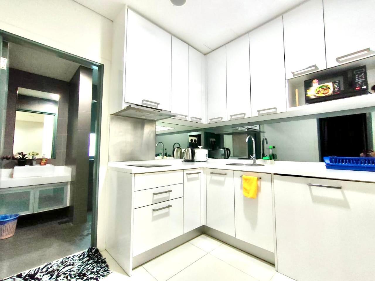 Klcc One Bedroom Apt & Studio Kuala Lumpur Exteriör bild